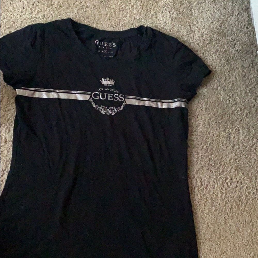 Guess Graphic Tee